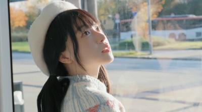 Screenshot of Love Begins With Goodbye
