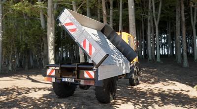 Screenshot of Road Maintenance Simulator 2 - Winter Services
